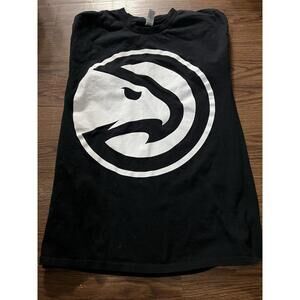 Atlanta Hawk Black And White T-Shirt arge